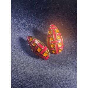 Vintage 1980s Enamel Basketweave Gold Tone Oval Stud Earrings